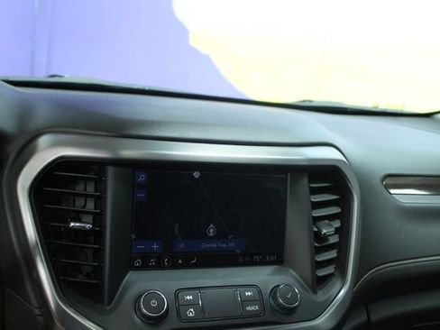 Used 2023 GMC Acadia AT4 w/ GMC Pro Grade Package AWD/4WD image 19