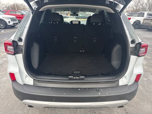 Used 2025 Ford Escape Platinum w/ Premium Technology Package image 13