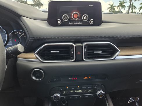 Used 2019 MAZDA CX-5 Signature AWD/4WD image 23
