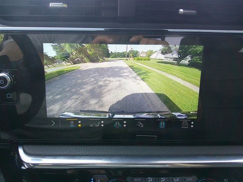 Used 2023 GMC Sierra 1500 Denali w/ Denali Reserve Package AWD/4WD image 15