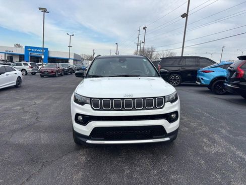 Used 2022 Jeep Compass Limited image 8