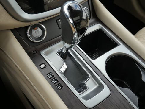 Used 2019 Nissan Murano Platinum image 25