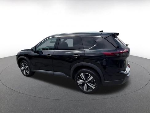 Used 2026 Nissan Rogue SL FWD image 10