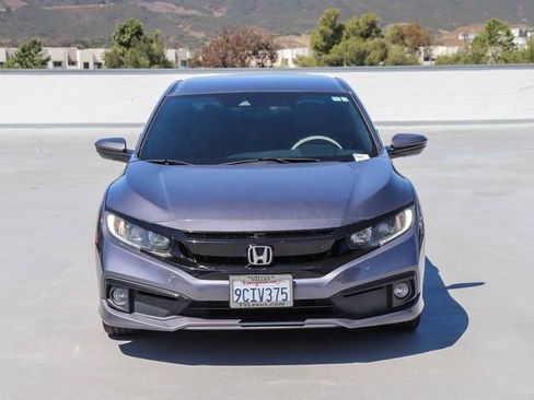 Used 2020 Honda Civic Sport image 2