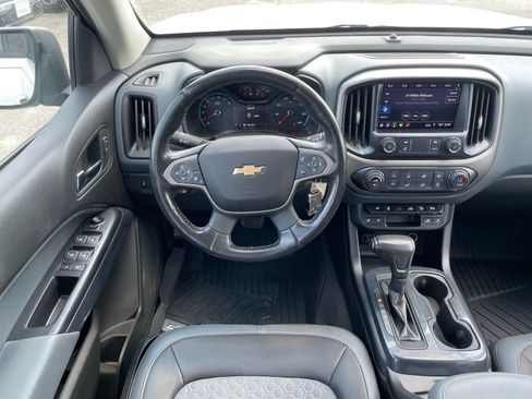 Used 2019 Chevrolet Colorado Z71 AWD/4WD image 6