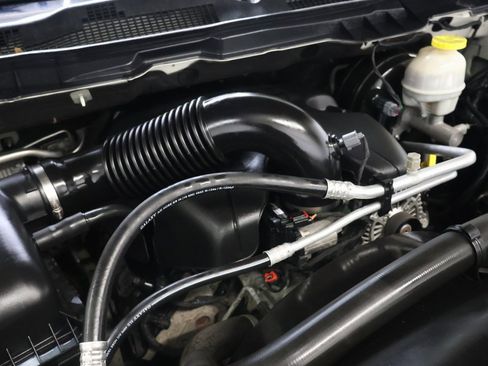 Used 2018 RAM 1500 Laramie Longhorn image 25