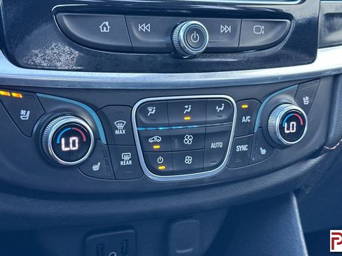 Used 2019 Chevrolet Traverse Premier image 25