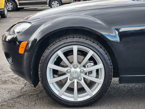 Used 2008 MAZDA MX-5 Miata Grand Touring w/ Premium Pkg RWD image 13
