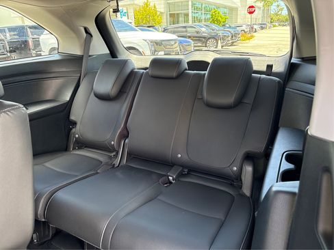 Used 2024 Honda Odyssey Touring image 12