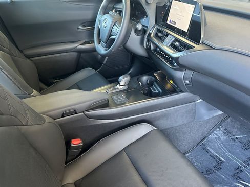 Used 2026 Lexus UX 300h AWD w/ Cold Area Package image 15