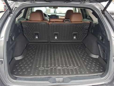 Used 2021 Subaru Outback Touring XT image 29