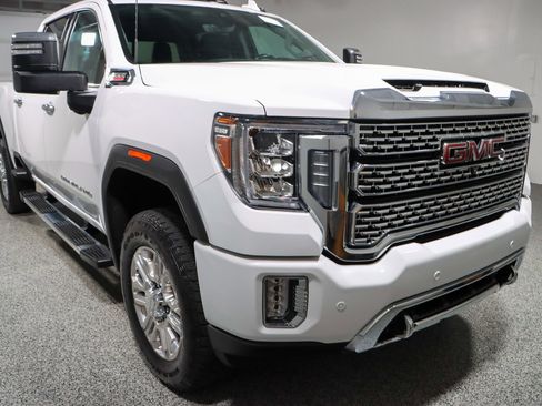 Used 2023 GMC Sierra 2500 Denali w/ Denali Ultimate Package image 5