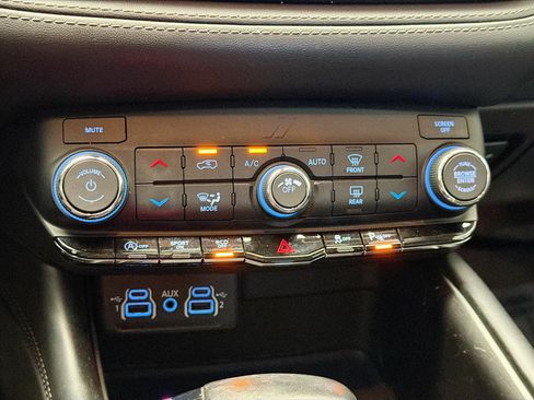 Used 2021 Dodge Durango SXT RWD image 10