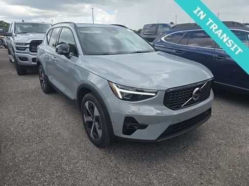 Used 2026 Volvo XC40 B5 Plus AWD/4WD image 1