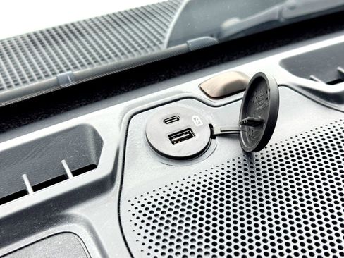 Used 2021 Ford Bronco First Edition image 31