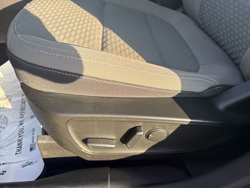 Used 2022 Ford Escape SE w/ Convenience Package image 23