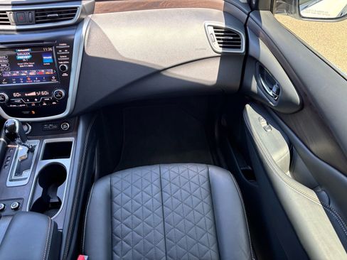 Certified 2024 Nissan Murano Platinum w/ Cargo Package FWD image 15