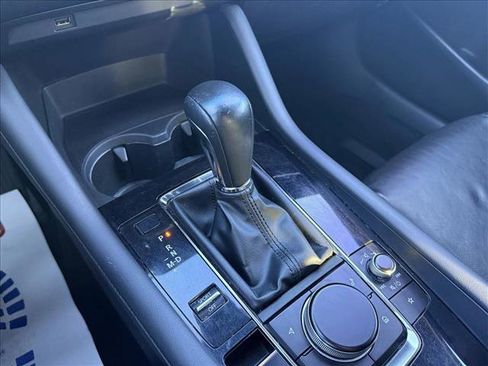 Used 2021 MAZDA MAZDA3 s image 16