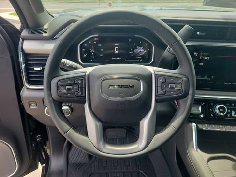 New 2026 GMC Sierra 3500 Denali w/ Denali Reserve Package AWD/4WD image 18