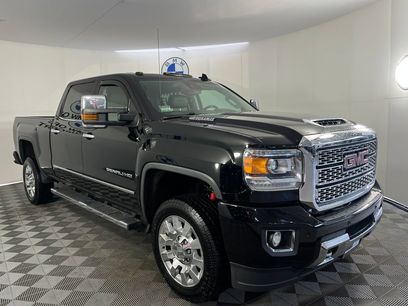 Used 2019 GMC Sierra 2500 Denali w/ Duramax Plus Package