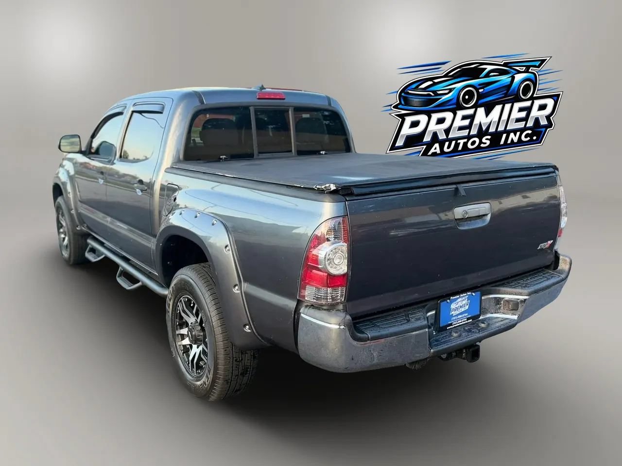 Used 2014 Toyota Tacoma PreRunner w/ SR5 Package RWD image 5