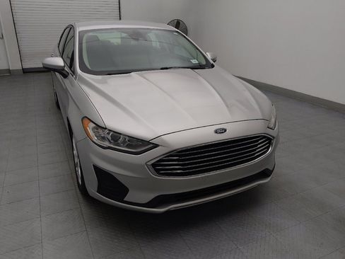 Used 2019 Ford Fusion SE image 14