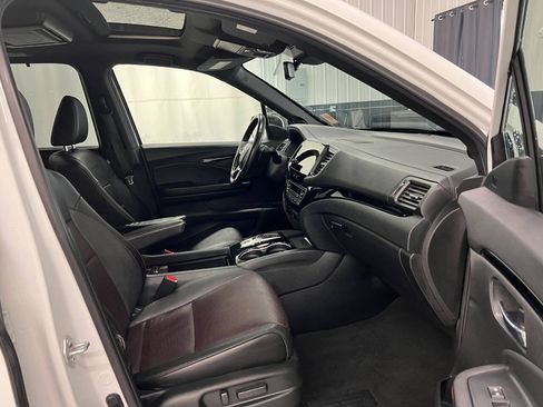 Used 2022 Honda Pilot Black Edition image 12