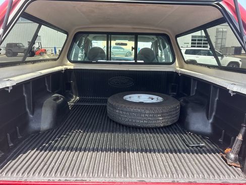 Used 2003 Ford F250 XL RWD image 16