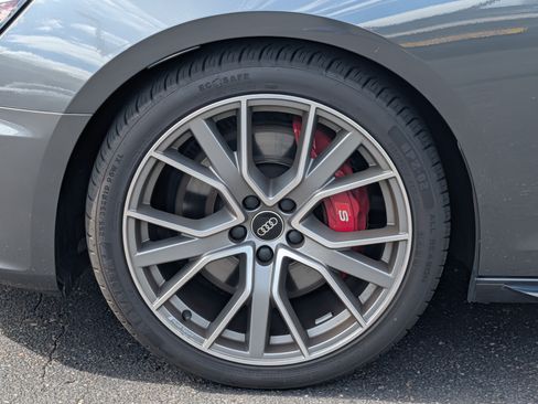 Used 2023 Audi S4 Premium Plus w/ Premium Plus Package AWD/4WD image 17