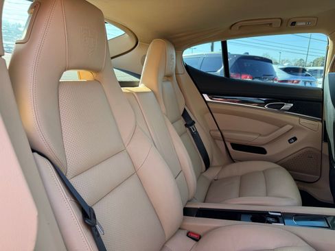 Used 2016 Porsche Panamera Edition image 29