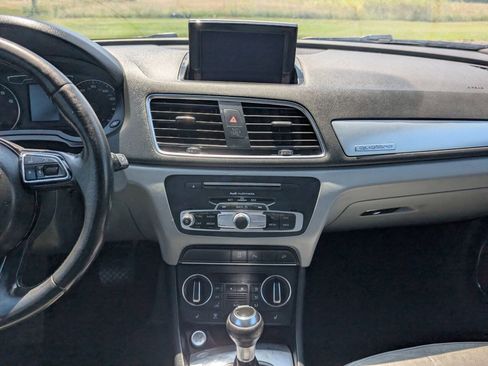 Used 2016 Audi Q3 2.0T Prestige w/ Prestige Package AWD/4WD image 33