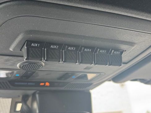 Used 2021 Ford Bronco First Edition AWD/4WD image 18