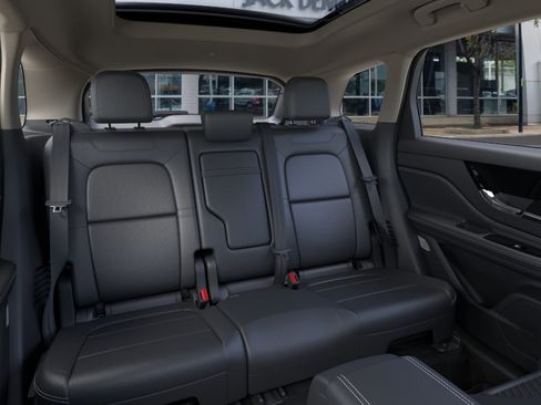 New 2026 Lincoln Corsair Premiere AWD/4WD image 11