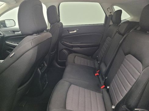 Used 2022 Ford Edge SE AWD/4WD image 18