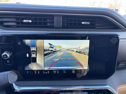 New 2026 GMC Sierra 3500 Denali w/ Denali Reserve Package image 14