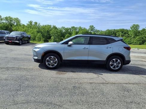 Used 2024 Chevrolet Blazer LT w/ Convenience Package FWD image 36
