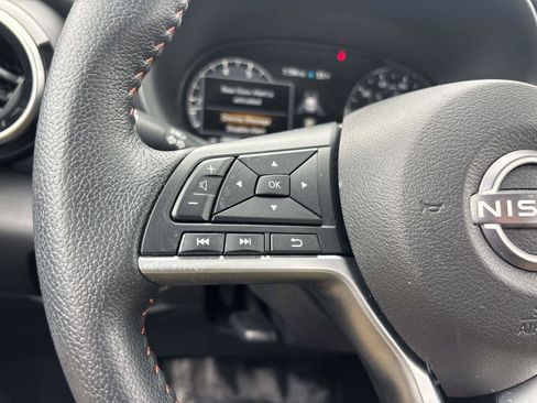 Used 2023 Nissan Kicks SR FWD image 15
