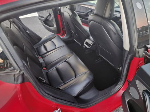 Used 2021 Tesla Model 3 Long Range image 12
