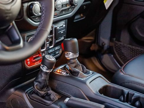 New 2026 Jeep Wrangler Rubicon image 24