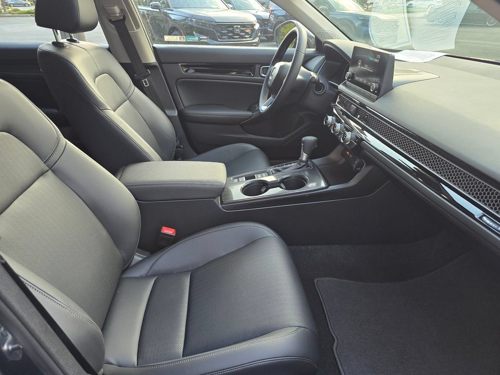 Certified 2024 Honda Civic EX-L image 5