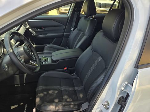Used 2025 MAZDA CX-50 AWD 2.5 S w/ Preferred Package image 22