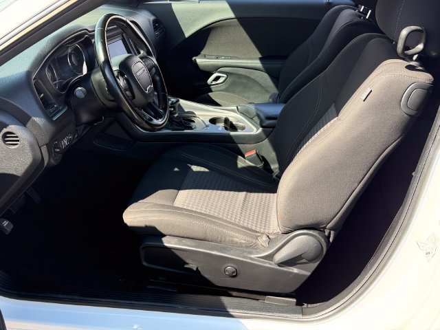 Used 2022 Dodge Challenger SXT RWD image 20