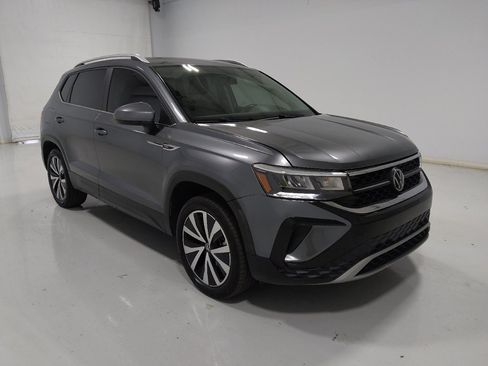 Used 2022 Volkswagen Taos SE AWD/4WD image 13