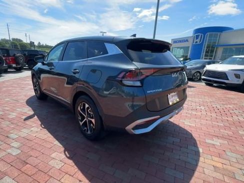 Used 2023 Kia Sportage EX FWD image 9