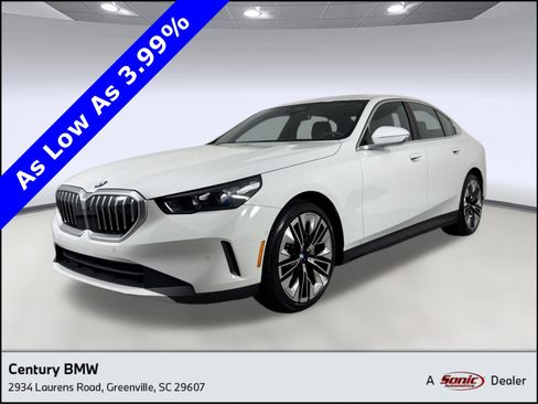 Used 2026 BMW 530i RWD image 1