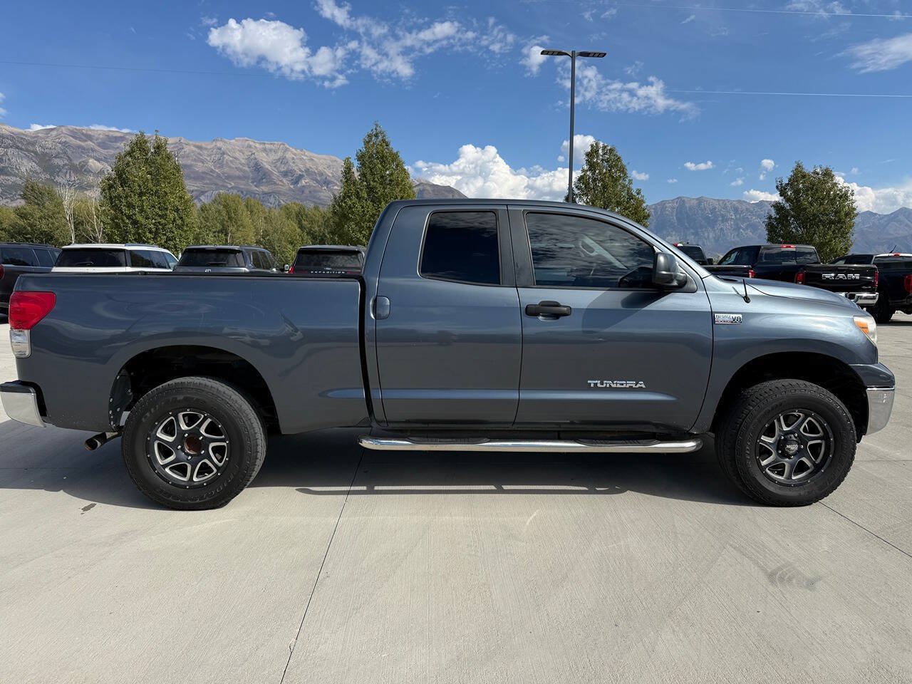 Used 2008 Toyota Tundra SR5 AWD/4WD image 2