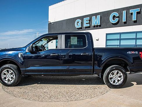 Used 2023 Ford F150 XLT image 2
