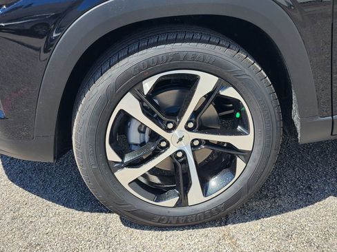 New 2026 Chevrolet Trax RS w/ Driver Confidence Package image 8