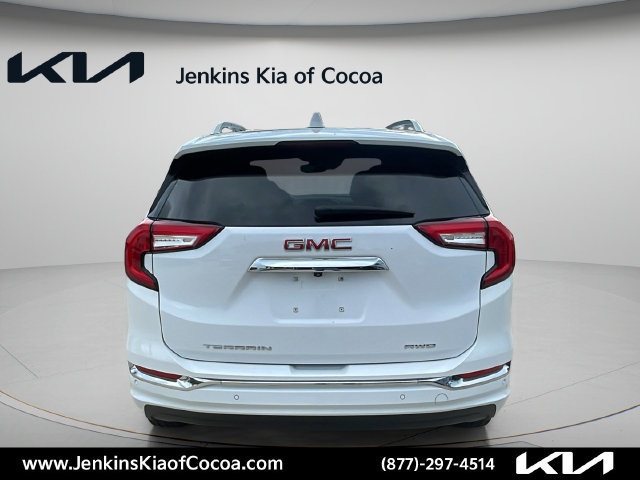 Used 2023 GMC Terrain Denali AWD/4WD image 6