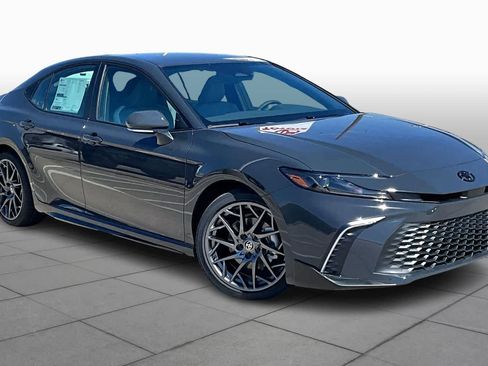 New 2026 Toyota Camry SE image 2